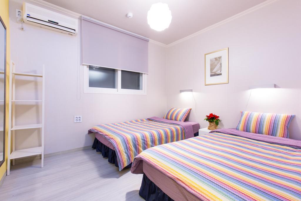 Oh Blue Guesthouse Seoul Phòng bức ảnh